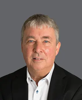 Per Oelund Vice President, Manufacturing